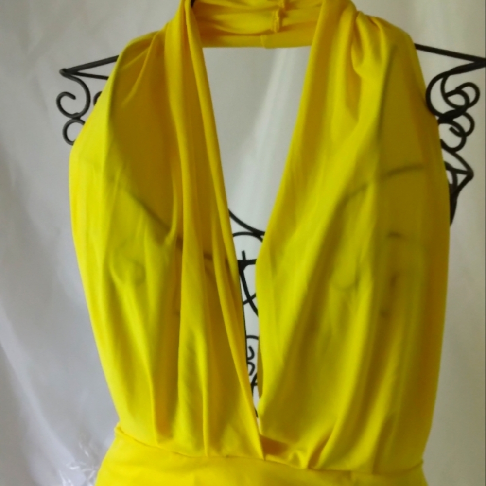 NWT.."SABORA" SUNSHINE YELLOW..MEDIUM..HALTER TOP WITH  TIE BACK